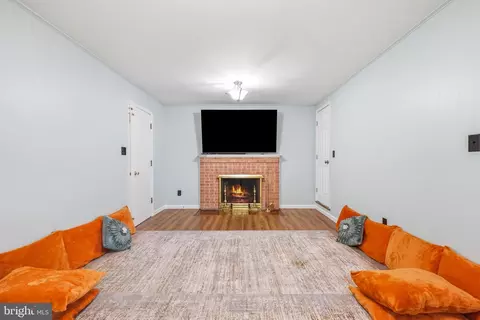 Living - 12131 David Dr, Silver Spring, MD 20904 photo 2 of 3