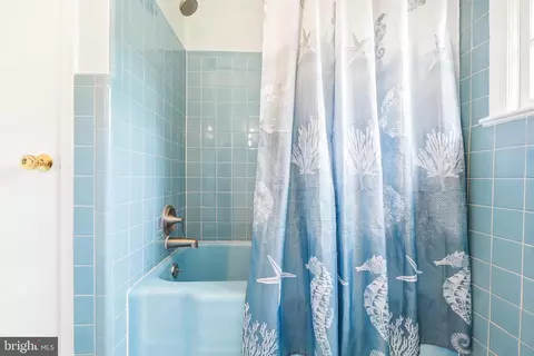 Bath - 12131 David Dr, Silver Spring, MD 20904 photo 4 of 6