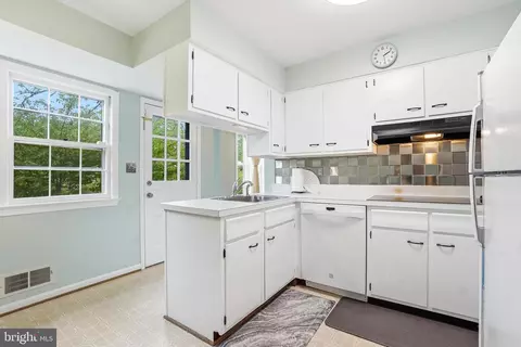 Kitchen - 12131 David Dr, Silver Spring, MD 20904 photo 2 of 2