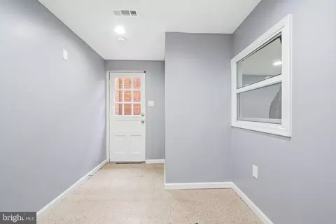 Entry Way - 12131 David Dr, Silver Spring, MD 20904 photo 3 of 5