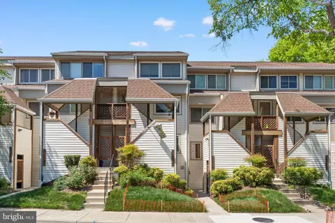 18284 Windsor Hill Dr #407A, Olney, MD 20832