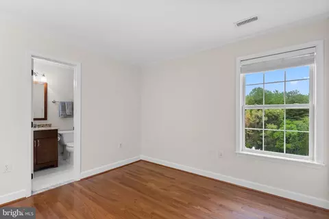 Bedroom - 15425 Conrad Spring Rd, Boyds, MD 20841 photo 3 of 3