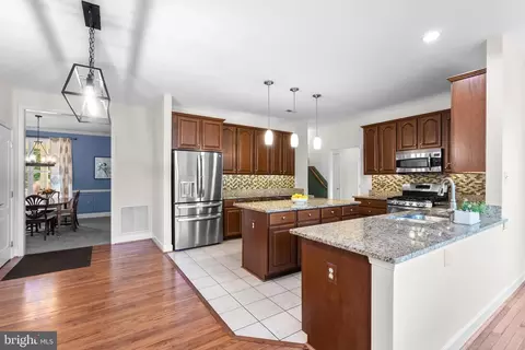 Kitchen - 15425 Conrad Spring Rd, Boyds, MD 20841 photo 4 of 4