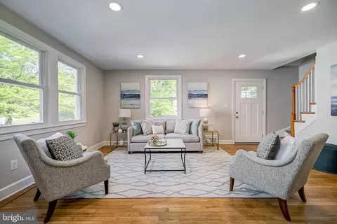10613 S Dunmoor Dr S, Silver Spring, MD 20901 photo 9