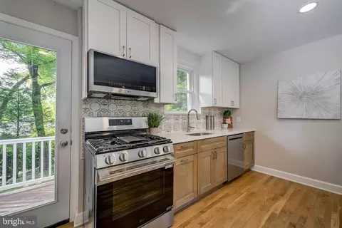 10613 S Dunmoor Dr S, Silver Spring, MD 20901 photo 14