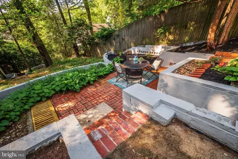 10613 S Dunmoor Dr S, Silver Spring, MD 20901 photo 42