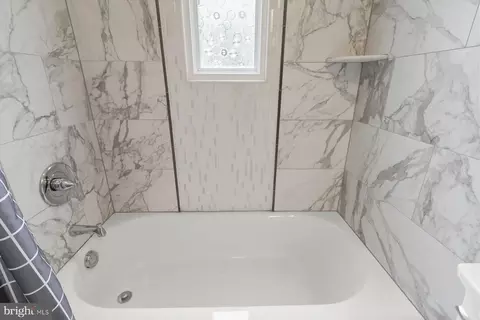 Bath - 513 Gilmoure Dr, Silver Spring, MD 20901 photo 2 of 7