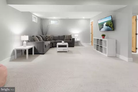 Living - 513 Gilmoure Dr, Silver Spring, MD 20901 photo 3 of 3