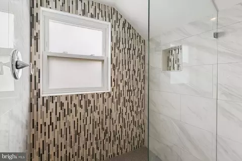 Bath - 513 Gilmoure Dr, Silver Spring, MD 20901 photo 5 of 7