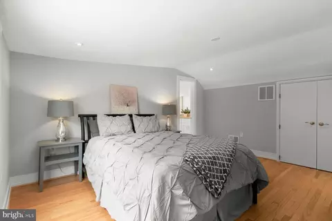 Bedroom - 513 Gilmoure Dr, Silver Spring, MD 20901 photo 8 of 10