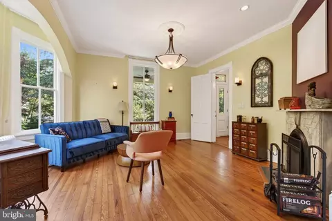 Living - 1102 Edgevale Rd, Silver Spring, MD 20910 photo 4 of 5