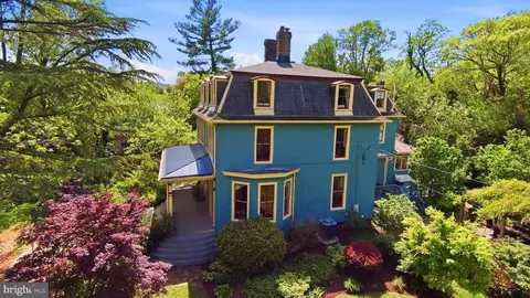 Exterior - 1102 Edgevale Rd, Silver Spring, MD 20910 photo 3 of 23