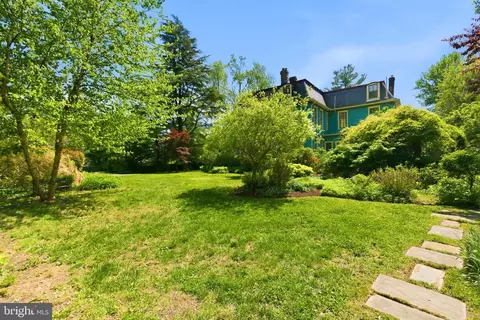 Exterior - 1102 Edgevale Rd, Silver Spring, MD 20910 photo 18 of 23