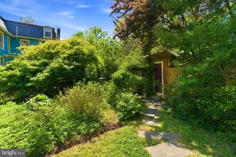 Exterior - 1102 Edgevale Rd, Silver Spring, MD 20910 photo 19 of 23