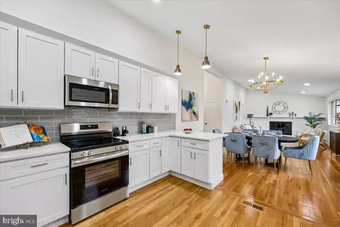 Kitchen - 1105 Lamberton Dr, Silver Spring, MD 20902 photo 2 of 5