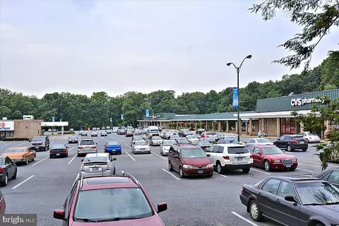 Exterior - 1105 Lamberton Dr, Silver Spring, MD 20902 photo 13 of 22