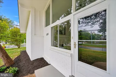 Exterior - 1105 Lamberton Dr, Silver Spring, MD 20902 photo 6 of 22