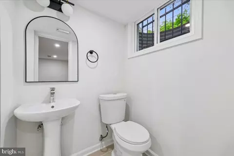 Bath - 1105 Lamberton Dr, Silver Spring, MD 20902 photo 7 of 7