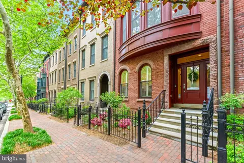 12522 Ansin Circle Dr, Potomac, MD 20854
