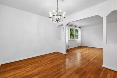 Living - 2807 Hathaway Ter, Silver Spring, MD 20906 photo 3 of 5