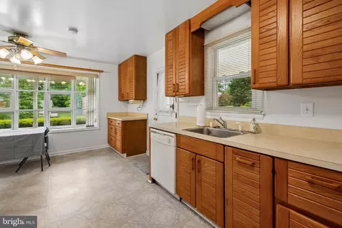 Kitchen - 2807 Hathaway Ter, Silver Spring, MD 20906 photo 1 of 2