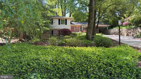 3512 Woodbine St, Chevy Chase, MD 20815