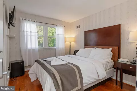Bedroom - 13323 Foxhall Dr, Silver Spring, MD 20906 photo 8 of 9