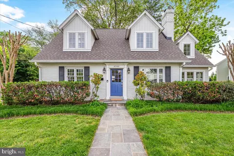 4506 Everett St, Kensington, MD 20895