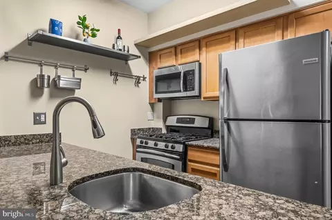 Kitchen - 7923 Eastern Ave #105, Silver Spring, MD 20910 photo 5 of 5