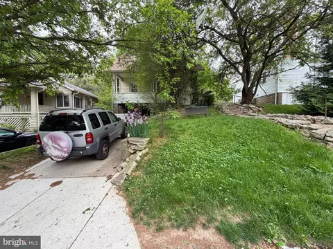 903 Maplewood Ave, Takoma Park, MD 20912