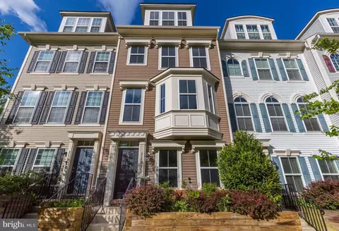 11910 Weybridge Ln, Germantown, MD 20876