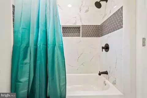 Bath - 1202 Burton St, Silver Spring, MD 20910 photo 6 of 8