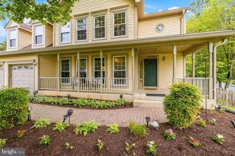 Exterior - 17709 Crystal Spring Ter, Ashton, MD 20861 photo 1 of 9