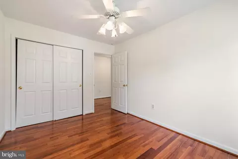 Bedroom - 17709 Crystal Spring Ter, Ashton, MD 20861 photo 5 of 9