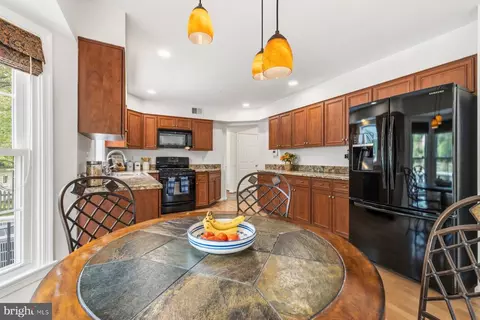 Kitchen - 17709 Crystal Spring Ter, Ashton, MD 20861 photo 5 of 5