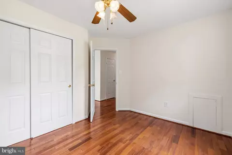Bedroom - 17709 Crystal Spring Ter, Ashton, MD 20861 photo 2 of 9