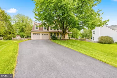 Exterior - 17709 Crystal Spring Ter, Ashton, MD 20861 photo 2 of 9