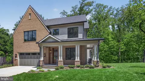 7601 Maryknoll Ave, Bethesda, MD 20817