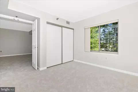 Bedroom - 14809 Pennfield Cir #309, Silver Spring, MD 20906 photo 3 of 4