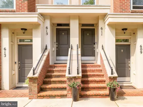 611 Diamondback Dr #11-B, Gaithersburg, MD 20878