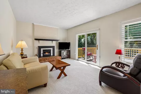 Living - 13311 Hathaway Dr, Silver Spring, MD 20906 photo 2 of 4