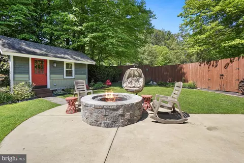Exterior - 13311 Hathaway Dr, Silver Spring, MD 20906 photo 13 of 17