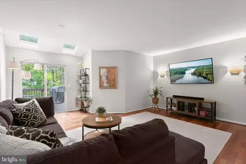 Living - 14206 Long Green Dr, Silver Spring, MD 20906 photo 2 of 5