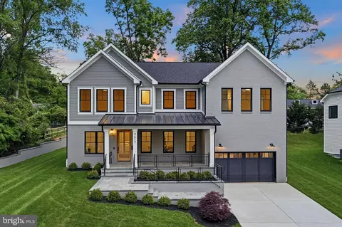 9617 Old Spring Rd, Kensington, MD 20895