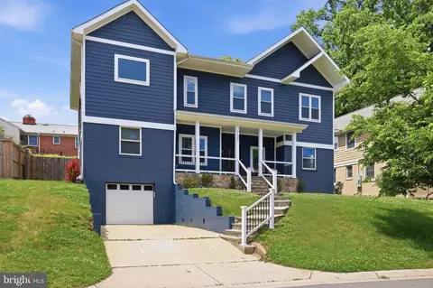 7121 W Greenvale Pkwy, Chevy Chase, MD 20815