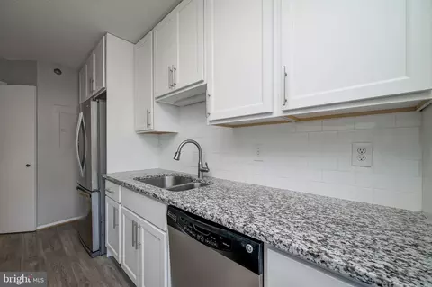 15100 Interlachen Dr #4-521, Silver Spring, MD 20906 photo 61