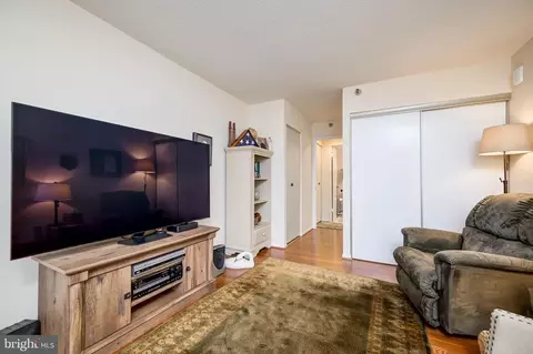 15100 Interlachen Dr #4-521, Silver Spring, MD 20906 photo 36