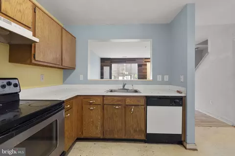 Kitchen - 12416 Carters Grove Pl, Silver Spring, MD 20904 photo 3 of 3
