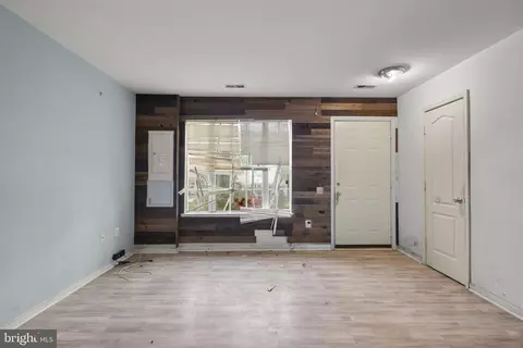 Living - 12416 Carters Grove Pl, Silver Spring, MD 20904 photo 3 of 3