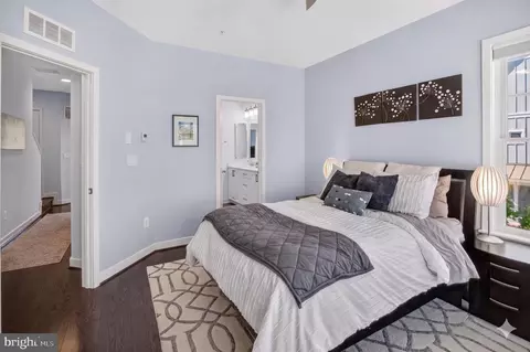 Bedroom - 71 Ellsworth Heights St, Silver Spring, MD 20910 photo 2 of 6